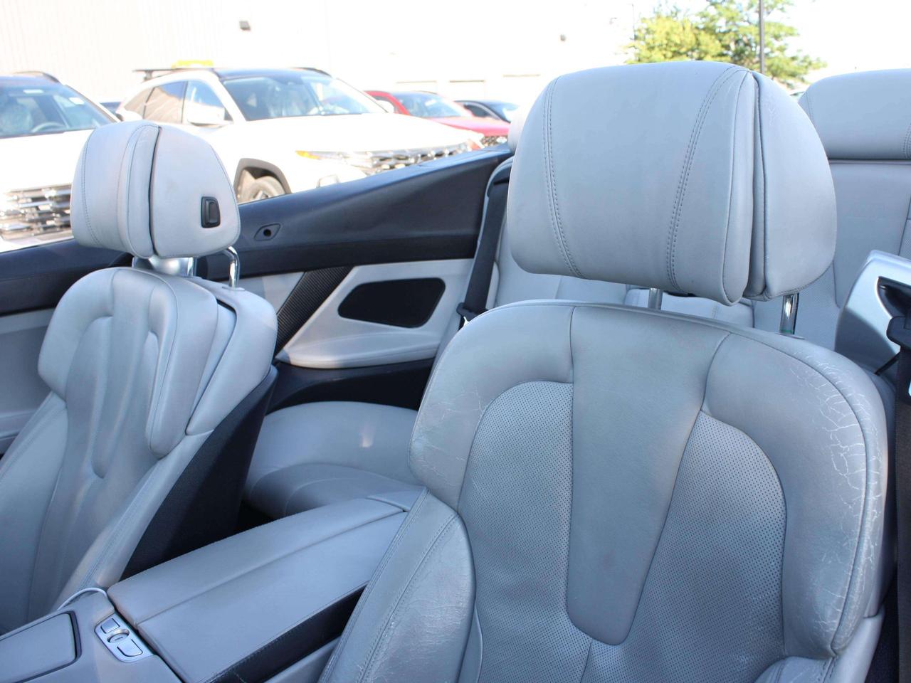 2012 BMW M6 V8 / 550 HP / Convertible / Leather Photo