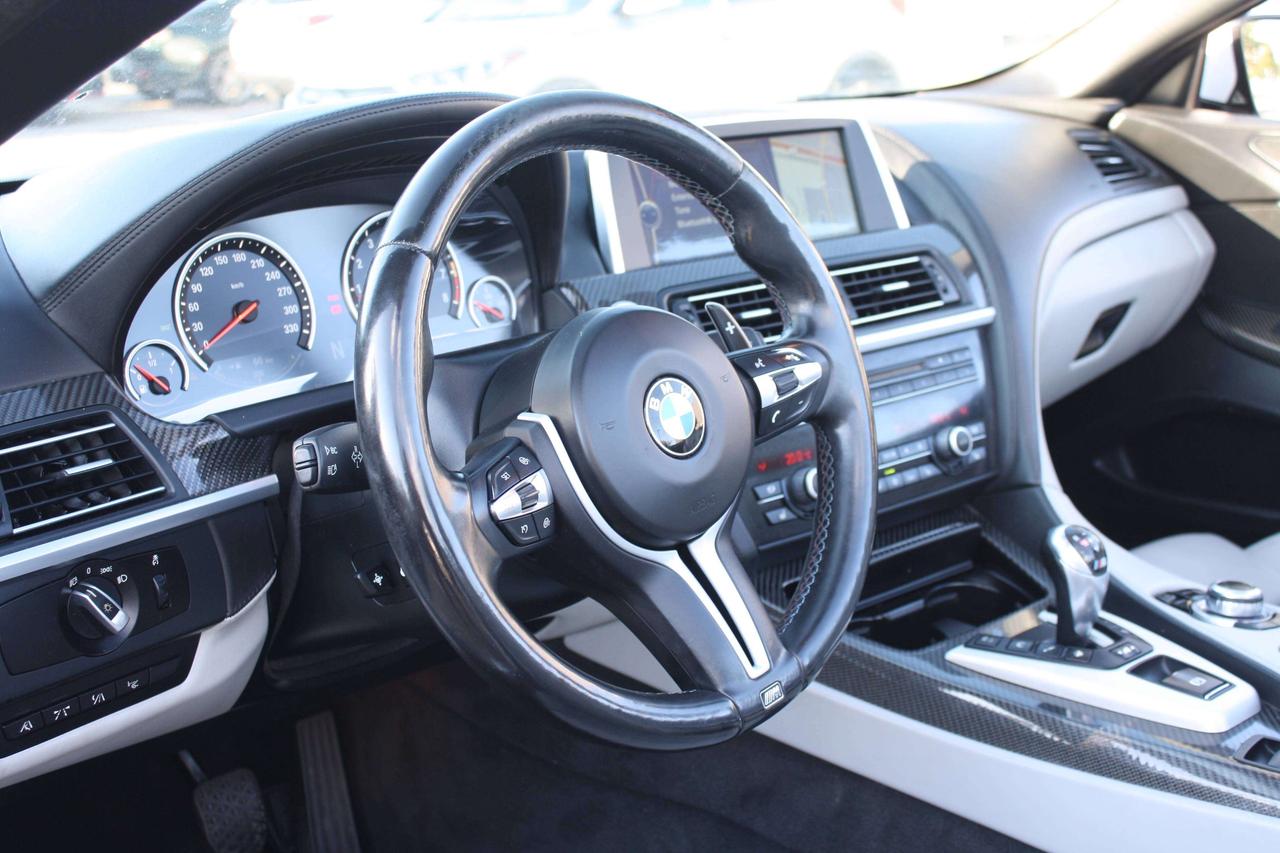 2012 BMW M6 V8 / 550 HP / Convertible / Leather Photo