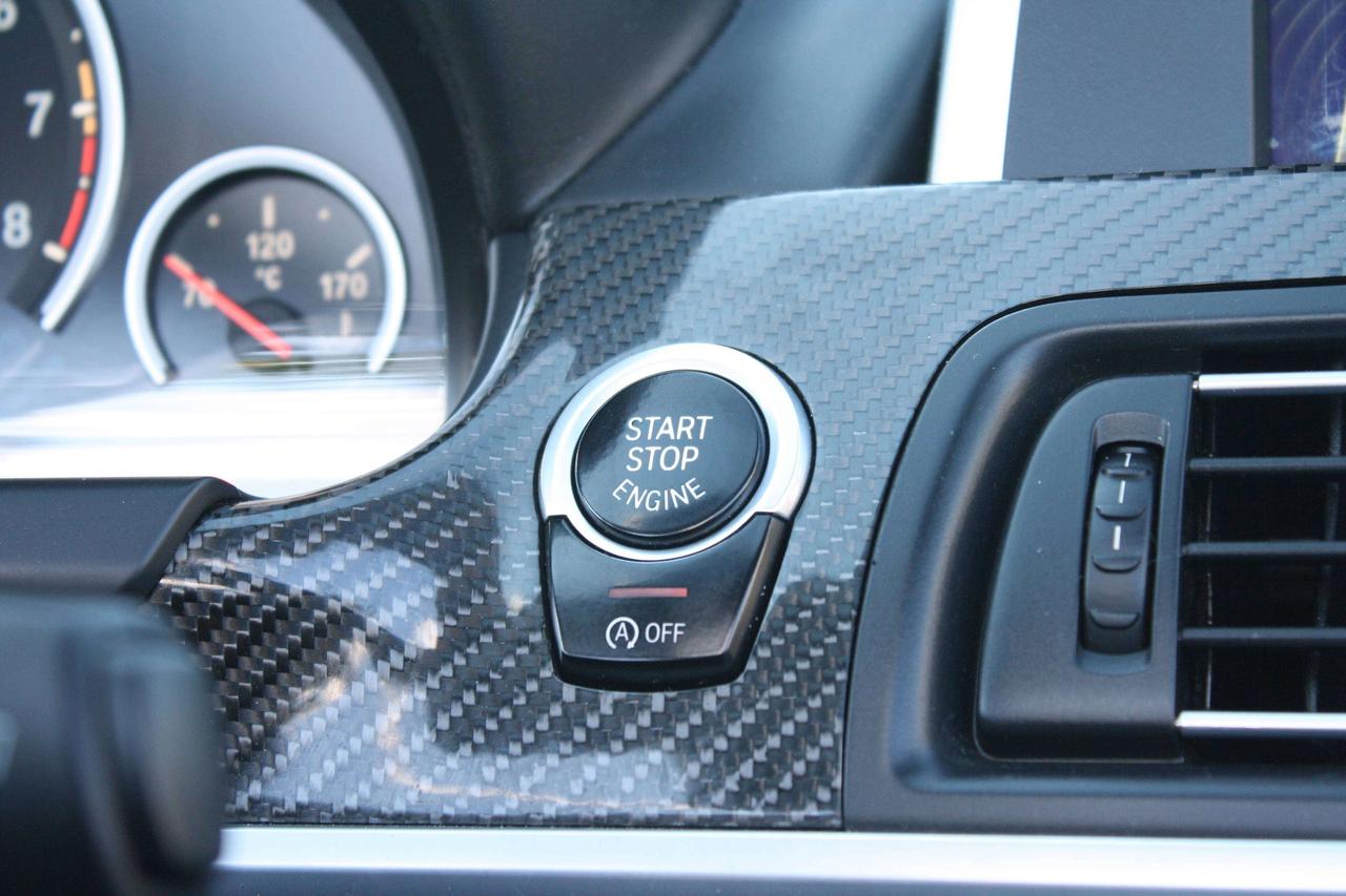 2012 BMW M6 V8 / 550 HP / Convertible / Leather Photo
