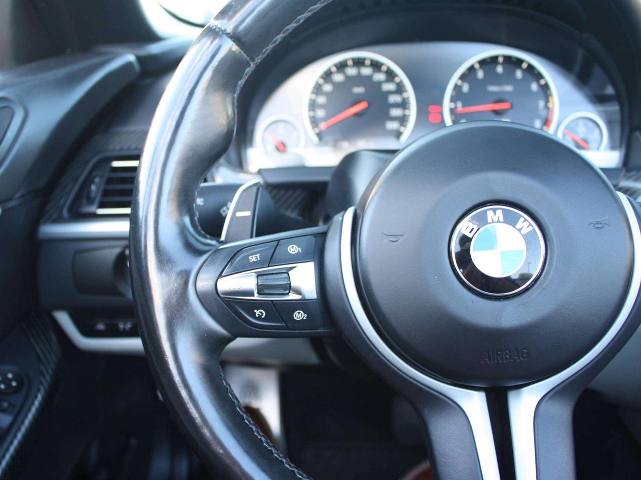 2012 BMW M6 V8 / 550 HP / Convertible / Leather Photo