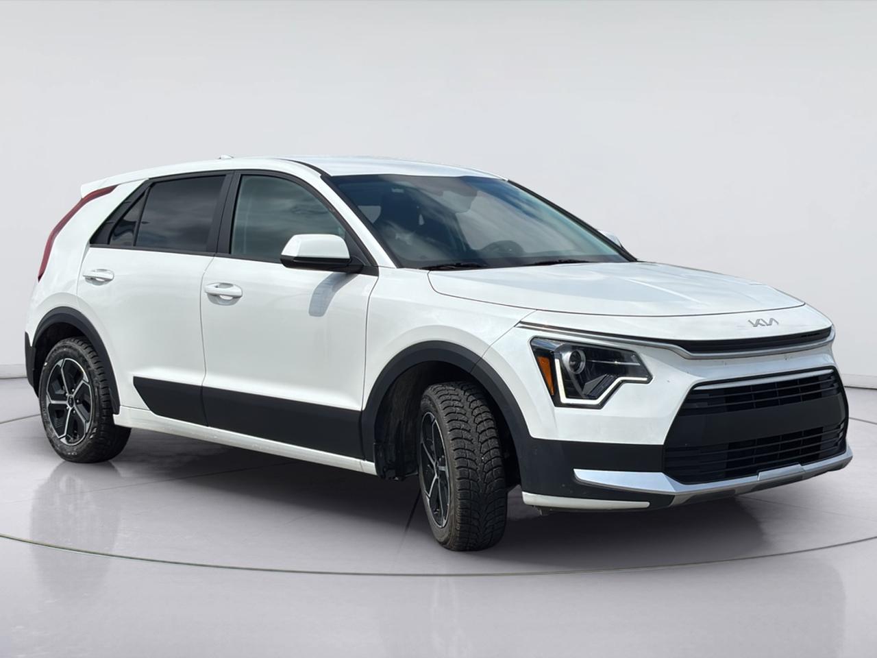 2025 Kia NIRO LX FWD Photo