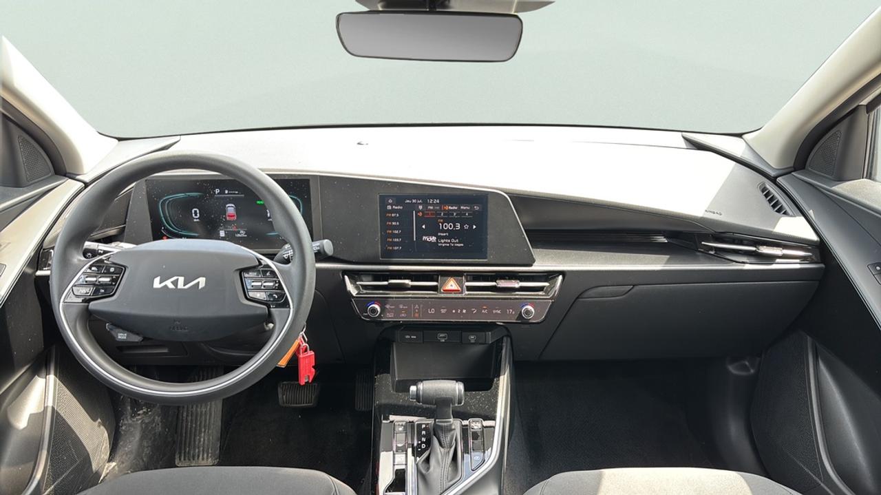 2025 Kia NIRO LX FWD Photo