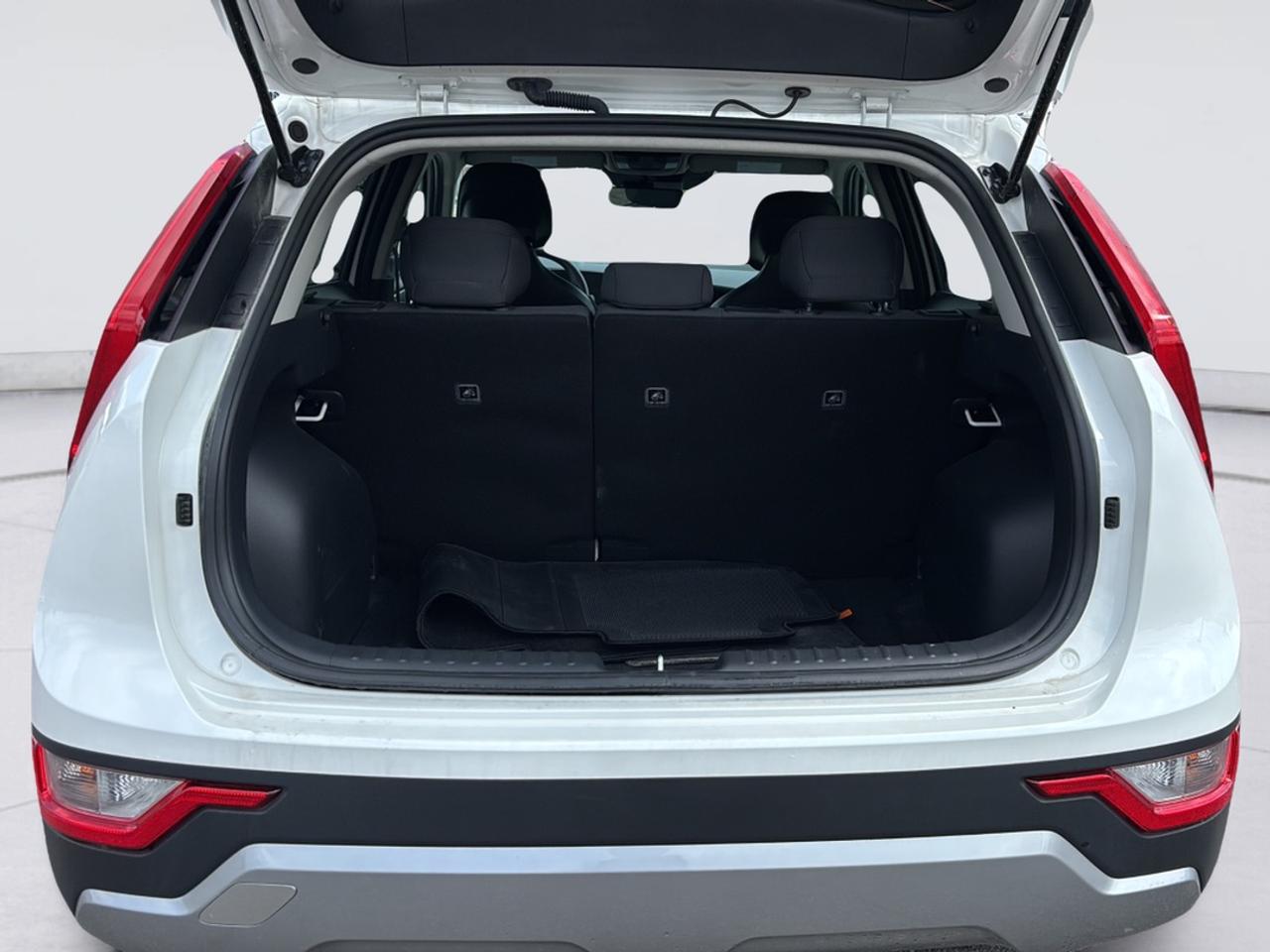 2025 Kia NIRO LX FWD Photo