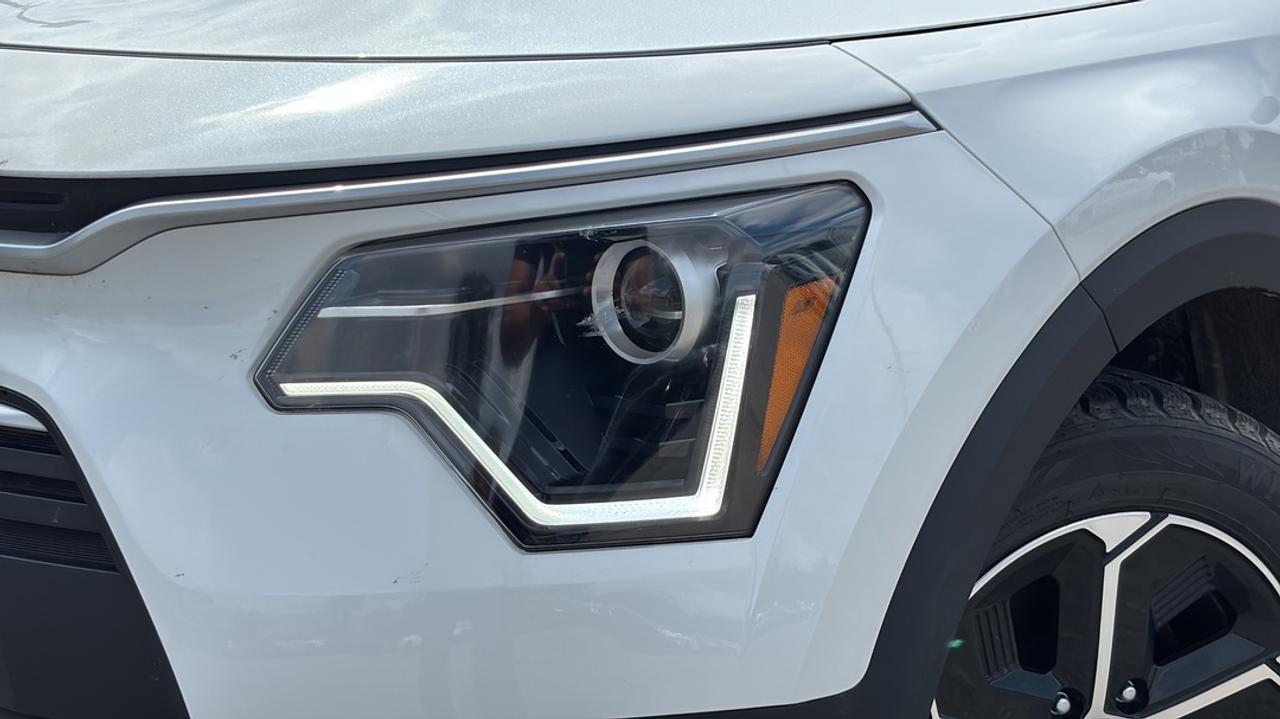 2025 Kia NIRO LX FWD Photo