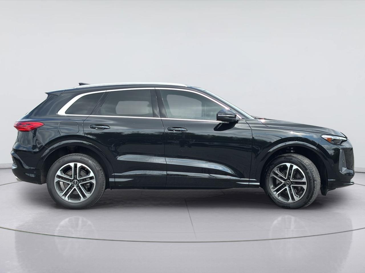 2025 Audi Q5 Quattro Photo