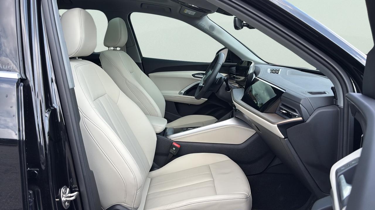 2025 Audi Q5 Quattro Photo