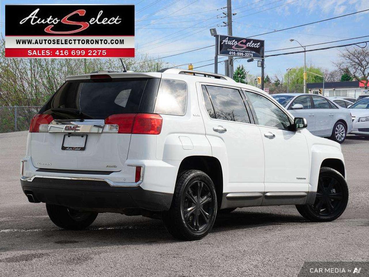 2017 GMC Terrain SLE-2 AWD - Well Maintained - Backup Cam - Clean Carfax Photo