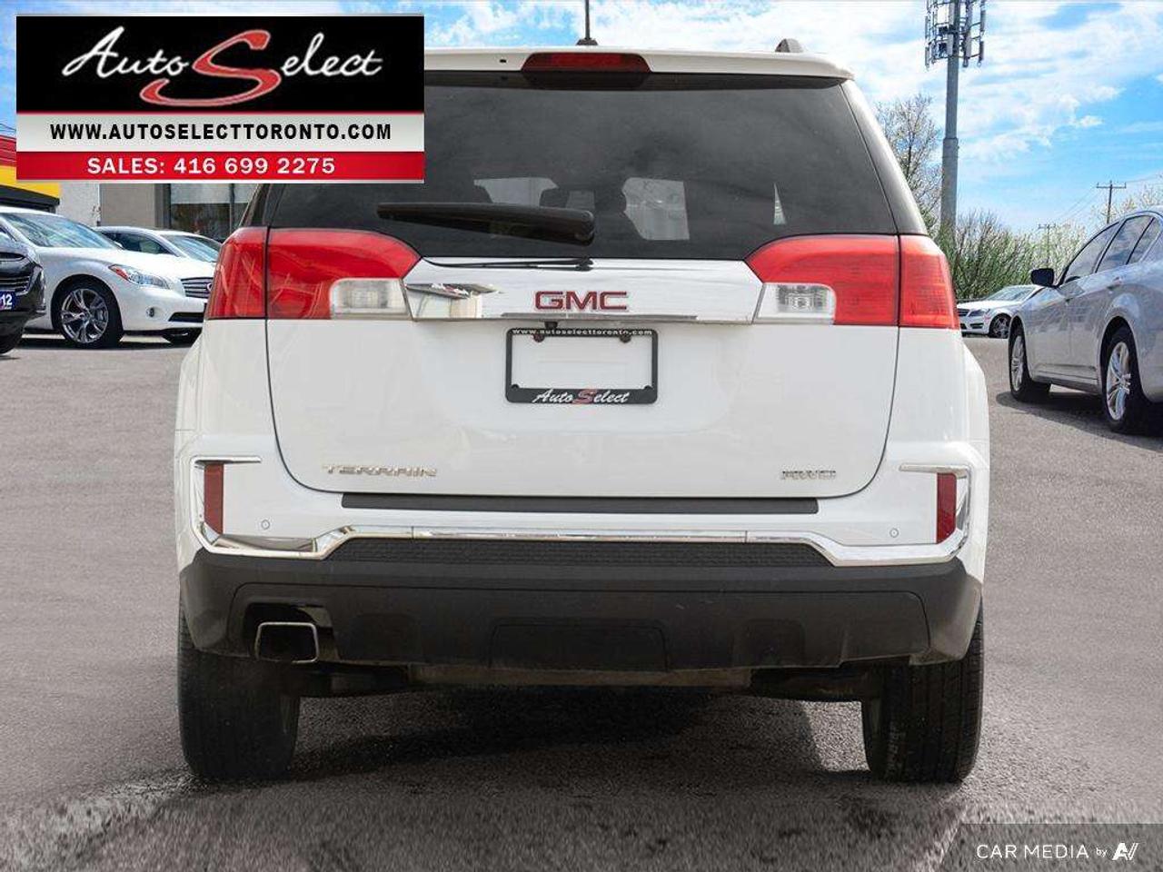 2017 GMC Terrain SLE-2 AWD - Well Maintained - Backup Cam - Clean Carfax Photo
