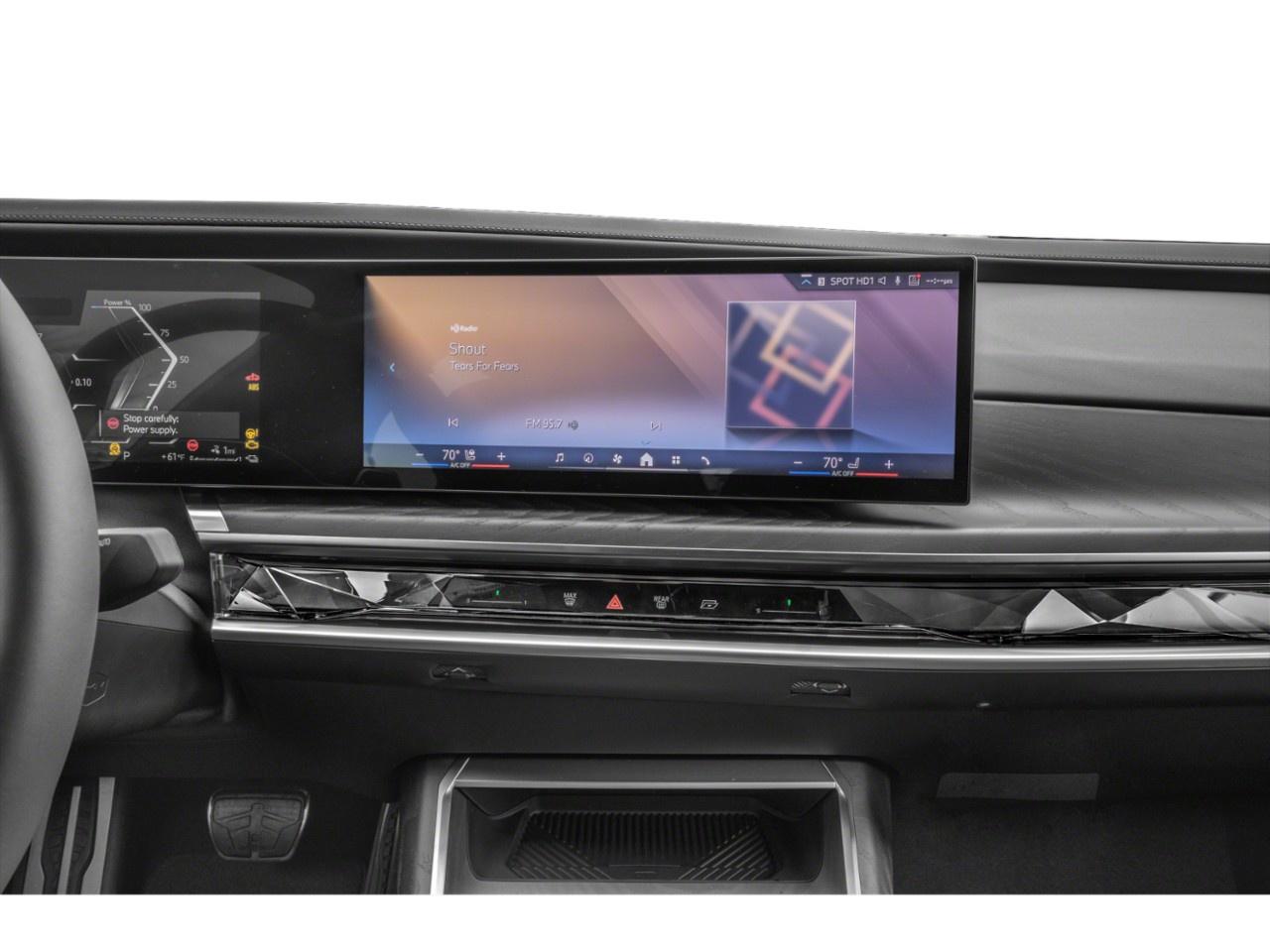 2026 BMW 7 Series 750e xDrive Sedan Photo