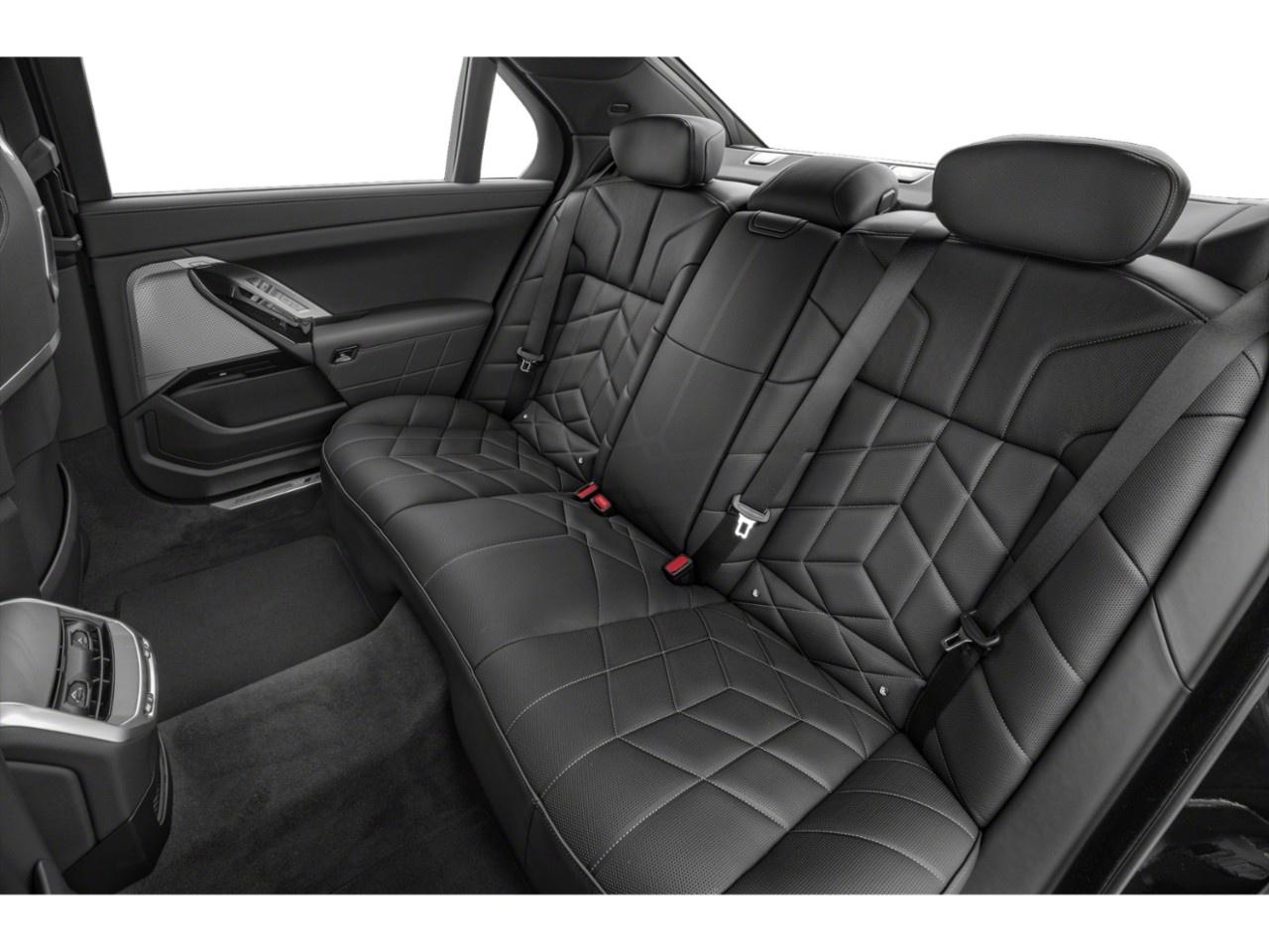 2026 BMW 7 Series 750e xDrive Sedan Photo