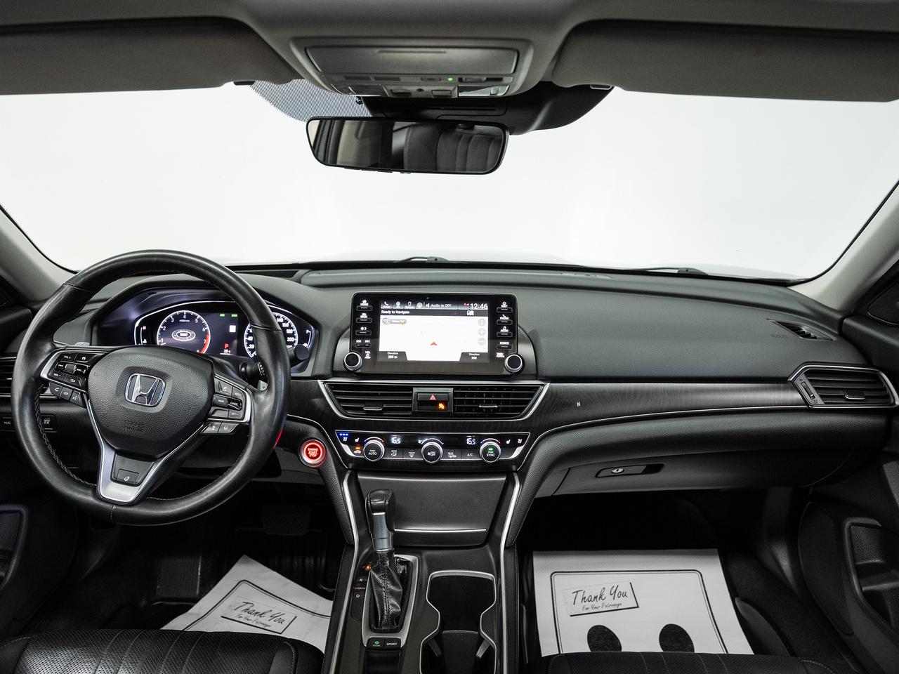 2019 Honda Accord TOURING | Nav | Leather | Sunroof | BSM | CarPlay Photo