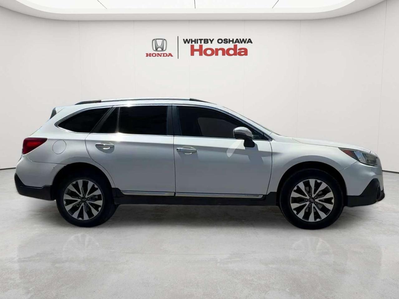 2019 Subaru Outback 3.6R Photo