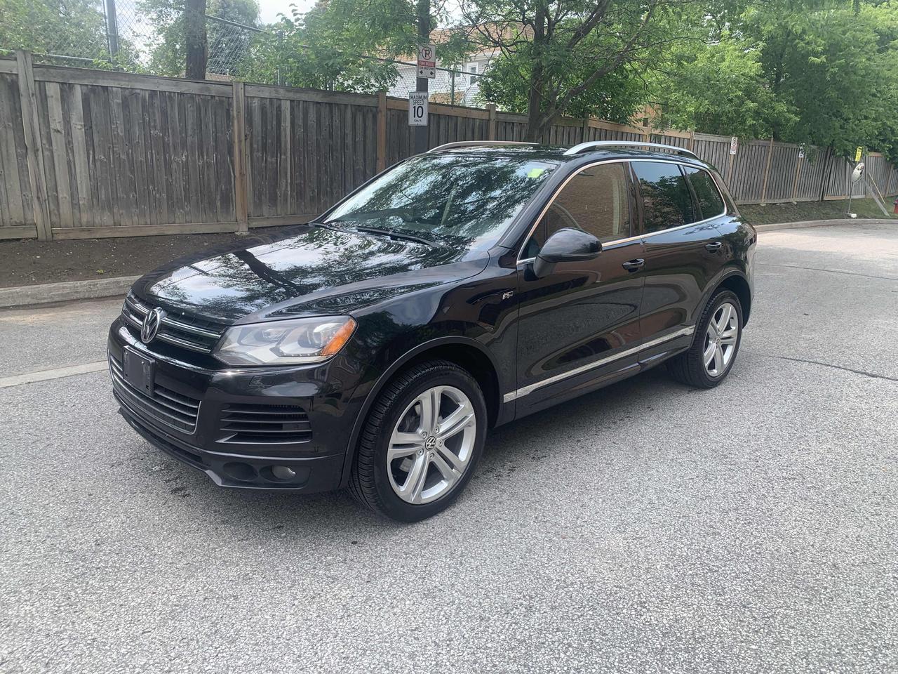 Used 2014 Volkswagen Touareg HIGHLINE/DIESEL/ LOADED / SUPER CLEAN/ NAVI/ICE AC for sale in Scarborough, ON