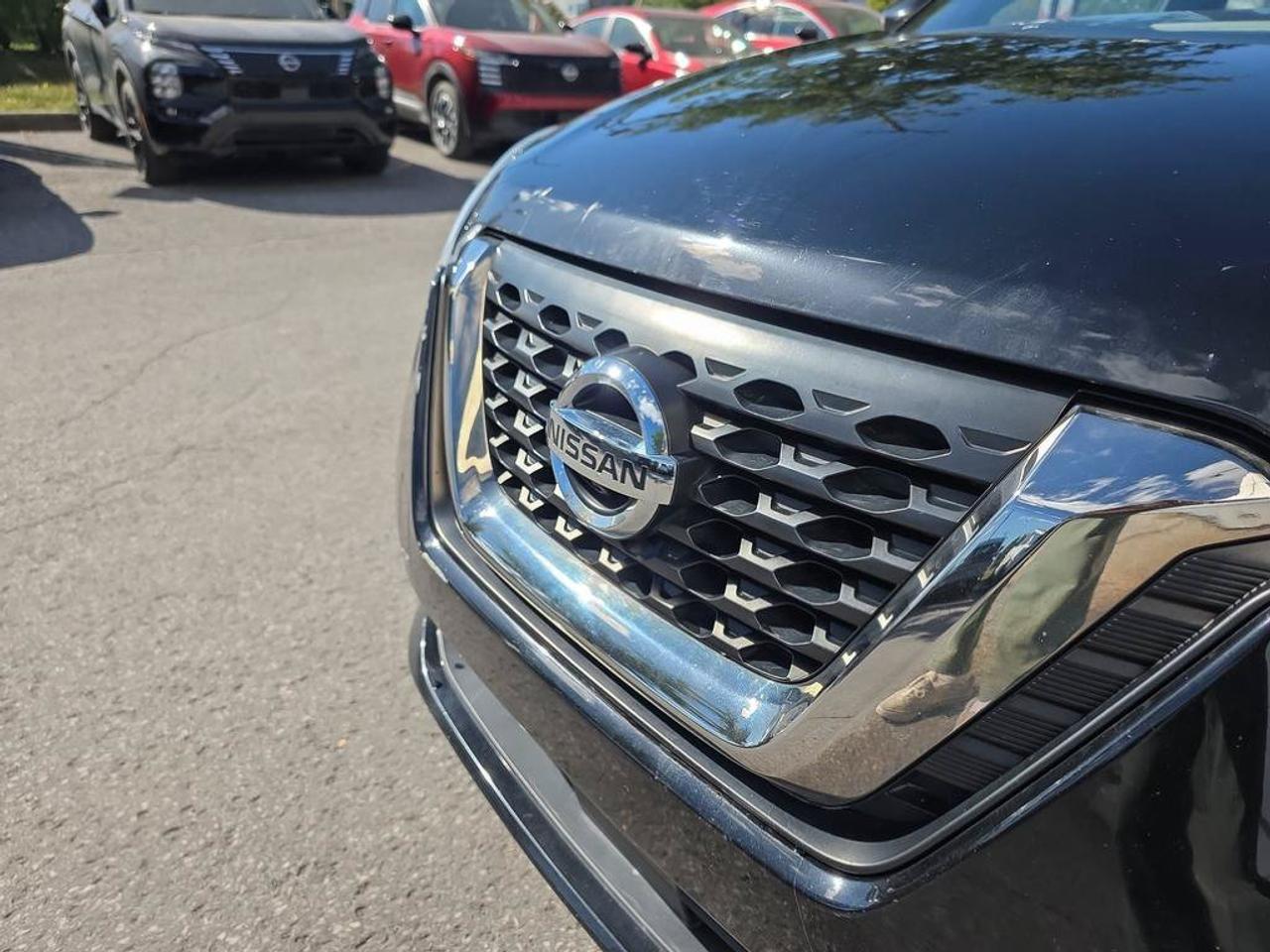 2020 Nissan Kicks SR Photo