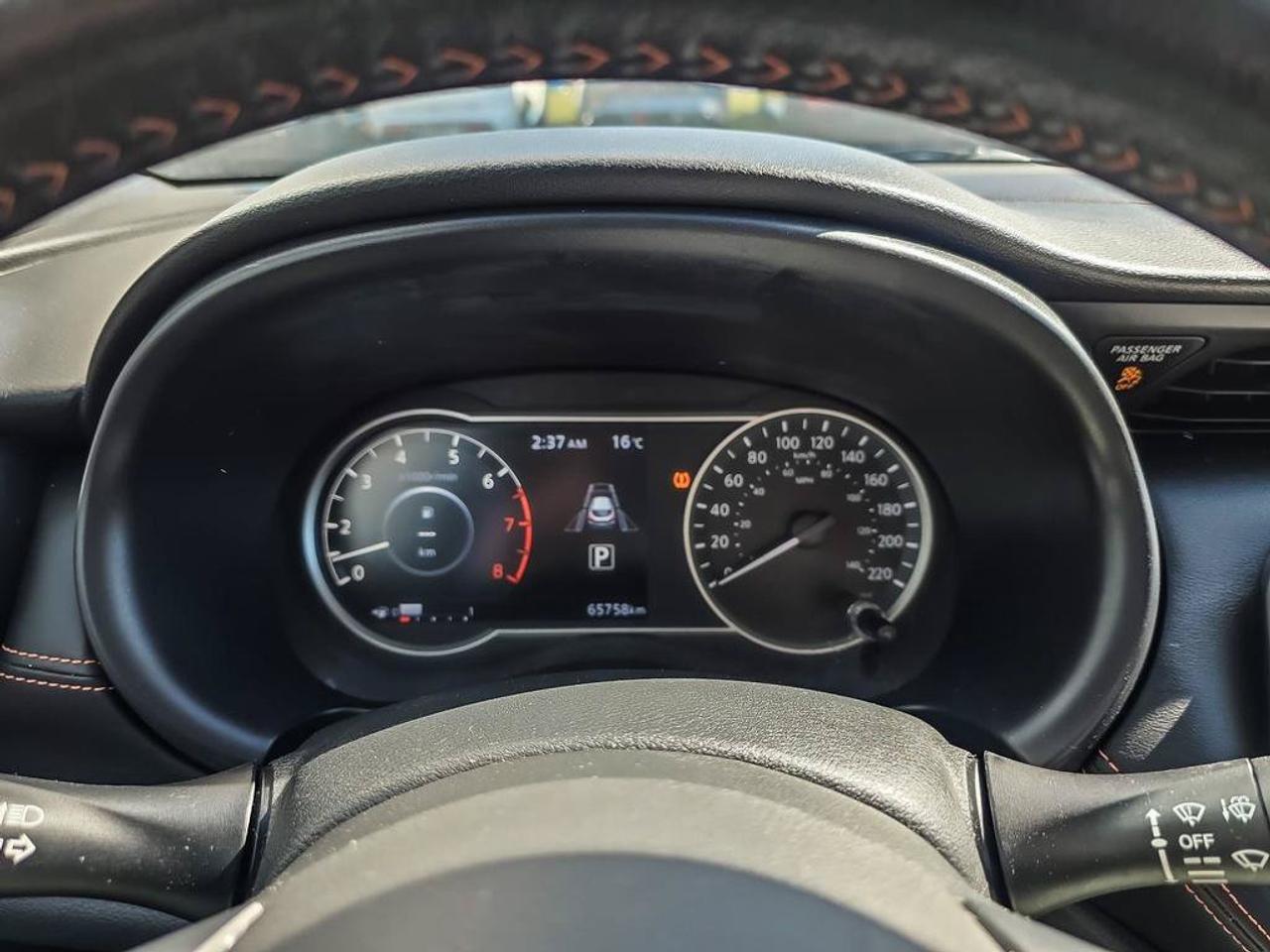 2020 Nissan Kicks SR Photo