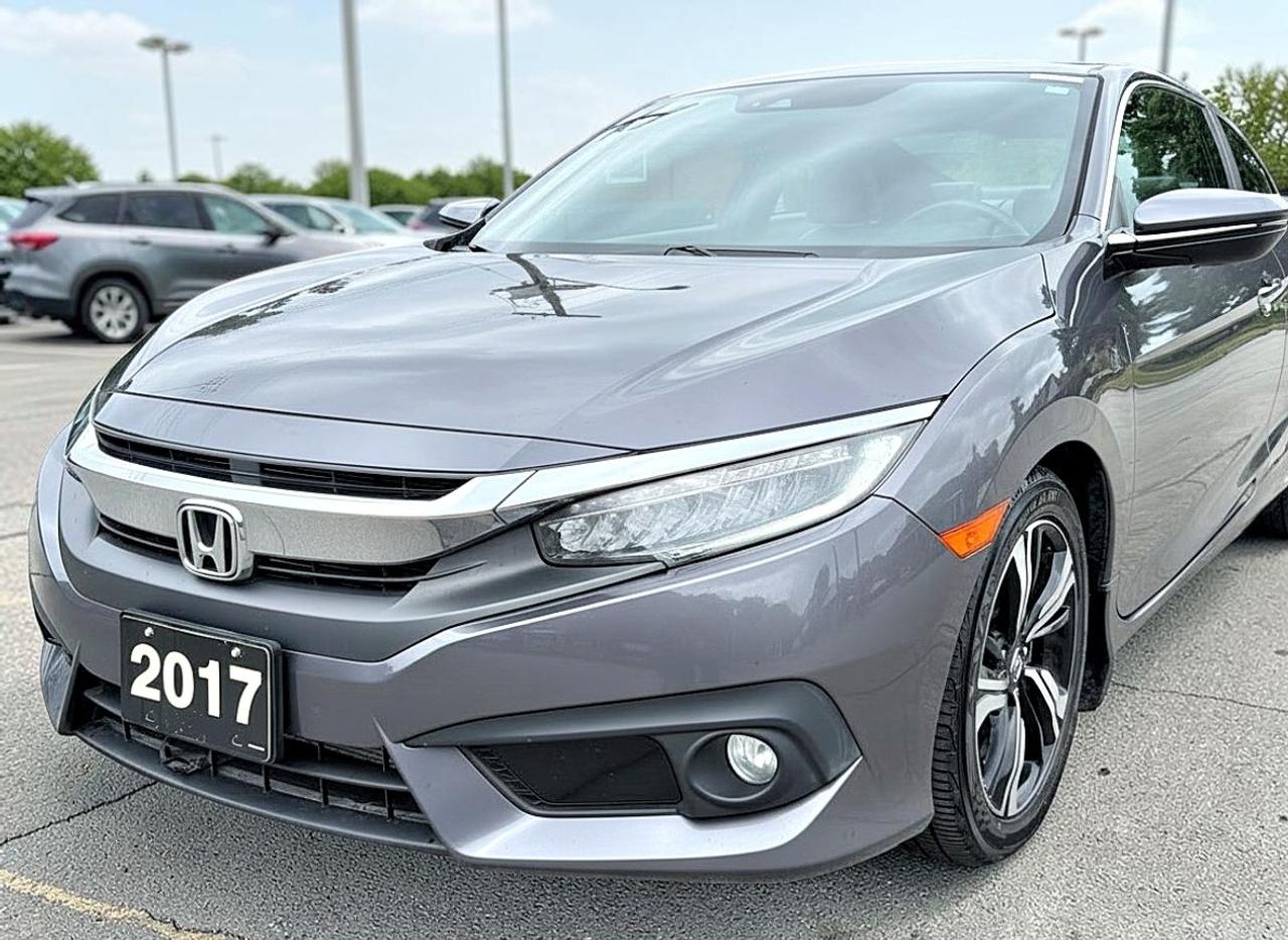 2017 Honda Civic 2dr CVT Touring Photo