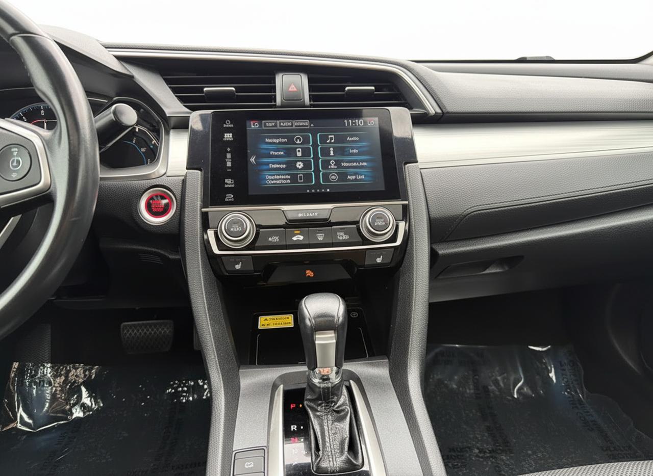 2017 Honda Civic 2dr CVT Touring Photo