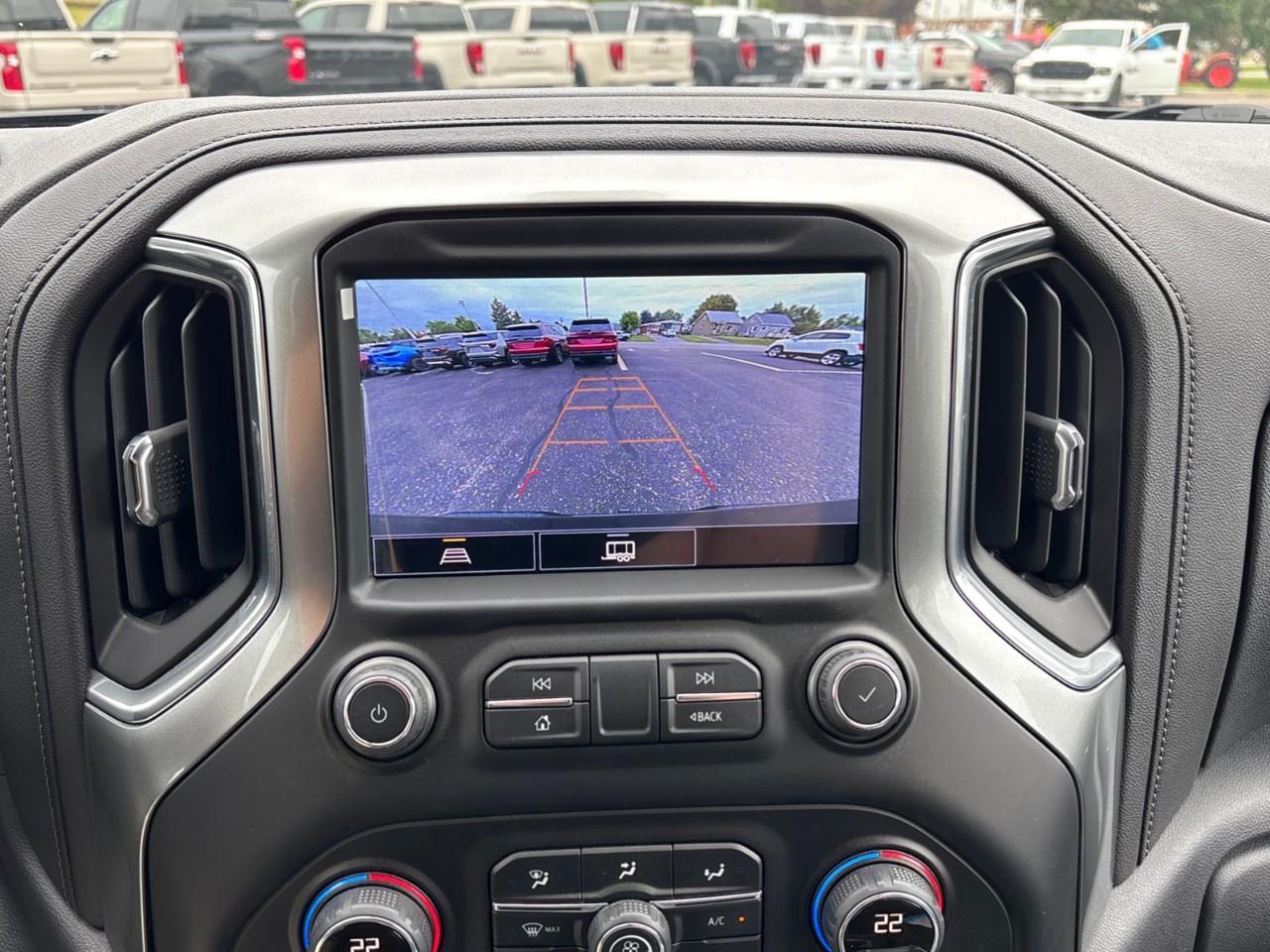2021 Chevrolet Silverado 1500 RST Used 5 Passenger V8 4X4 Double Cab 6.6FT Truck Box with Heated Front Seats, Heated Steering Wheel, Leather Package and a 10.2 Colour Touchscreen Radio with Wireless Apple CarPlay, Wireless Android Aut Photo