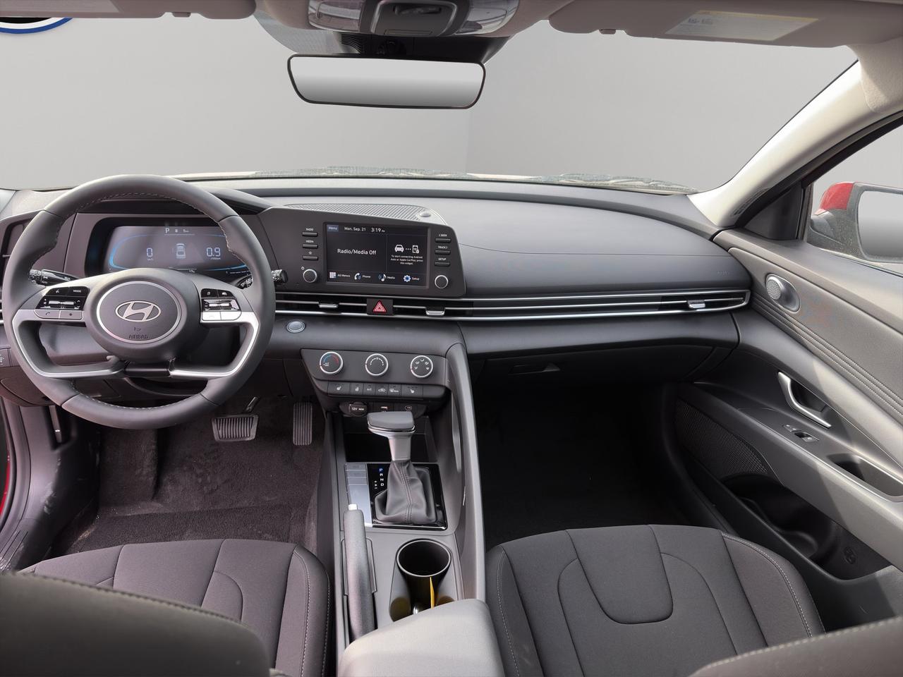 2026 Hyundai Elantra Preferred Photo