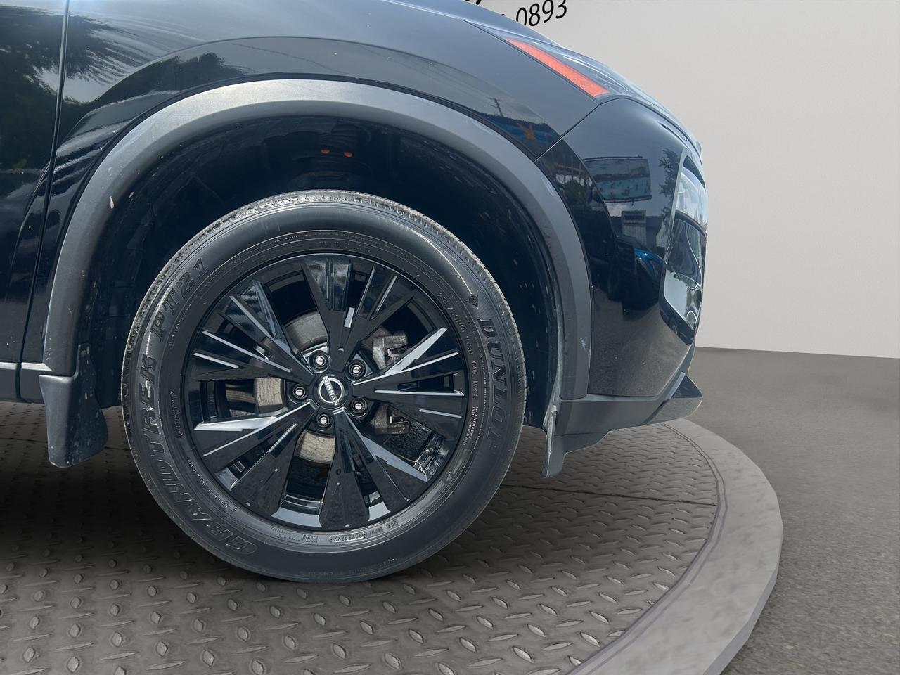 2023 Nissan Rogue SV Midnight Edition | Panoramic Sunroof | Heated Steering Wheel | Power Liftgate| Rear Traffic Alert Photo1