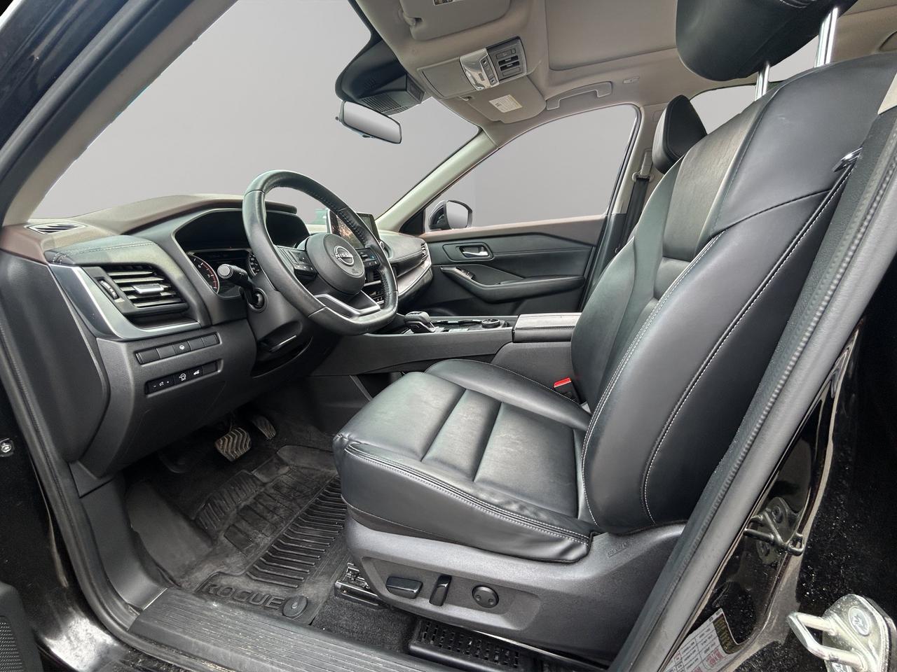 2023 Nissan Rogue SV Midnight Edition | Panoramic Sunroof | Heated Steering Wheel | Power Liftgate| Rear Traffic Alert Photo