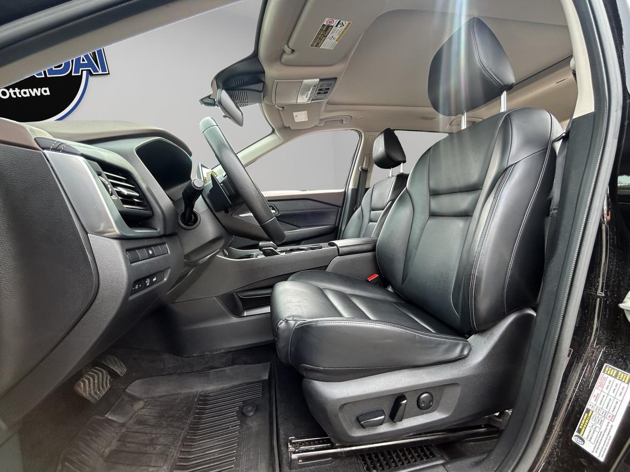 2023 Nissan Rogue SV Midnight Edition | Panoramic Sunroof | Heated Steering Wheel | Power Liftgate| Rear Traffic Alert Photo