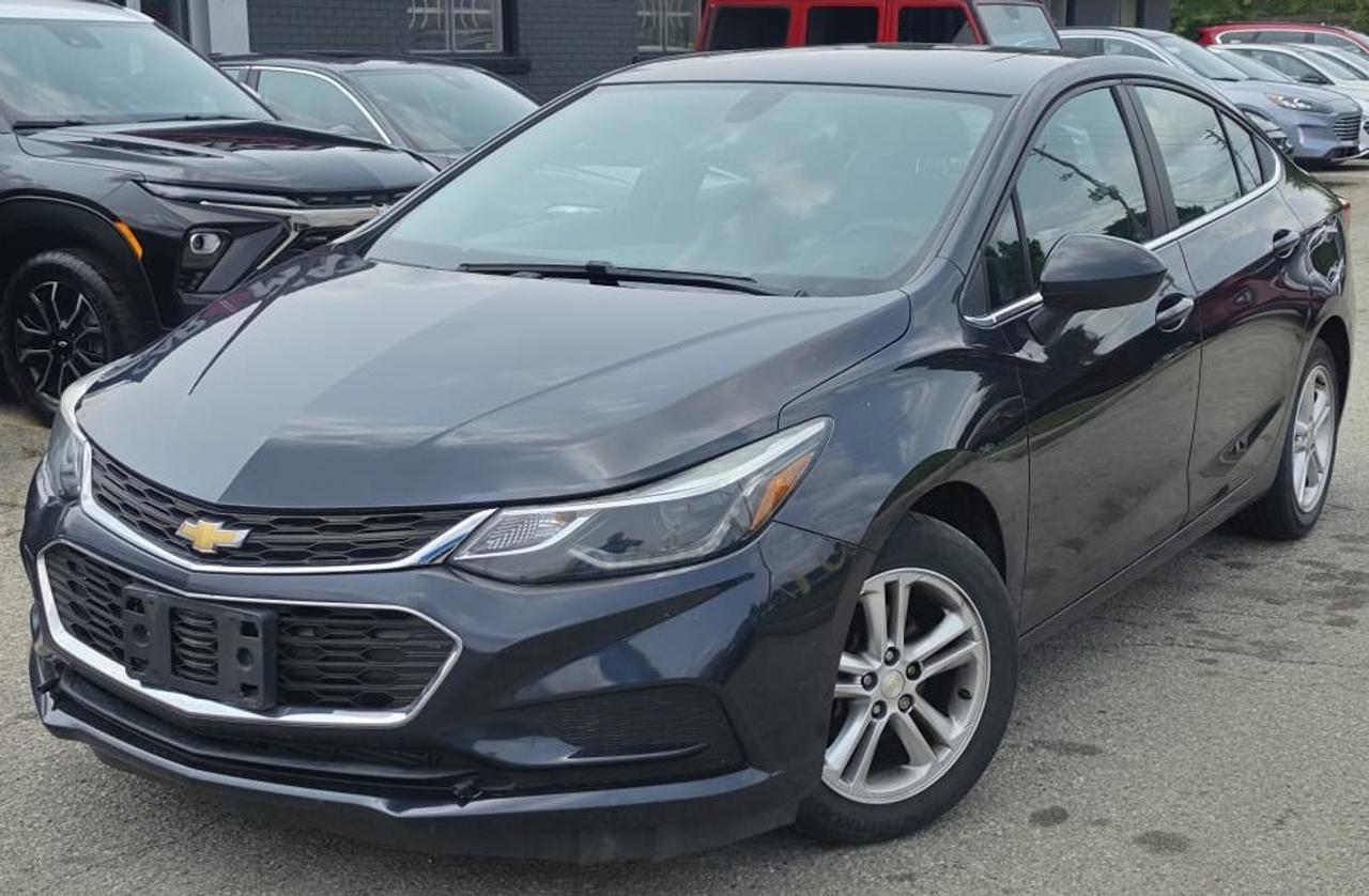 2016 Chevrolet Cruze LT / NO ACCIDENTS / ONE OWNER / LOW KMS / ROOF - Photo #1