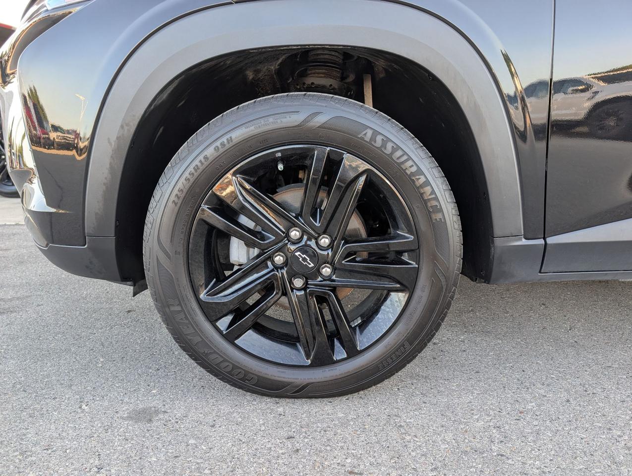 2024 Chevrolet Trax FWD 4dr ACTIV Photo