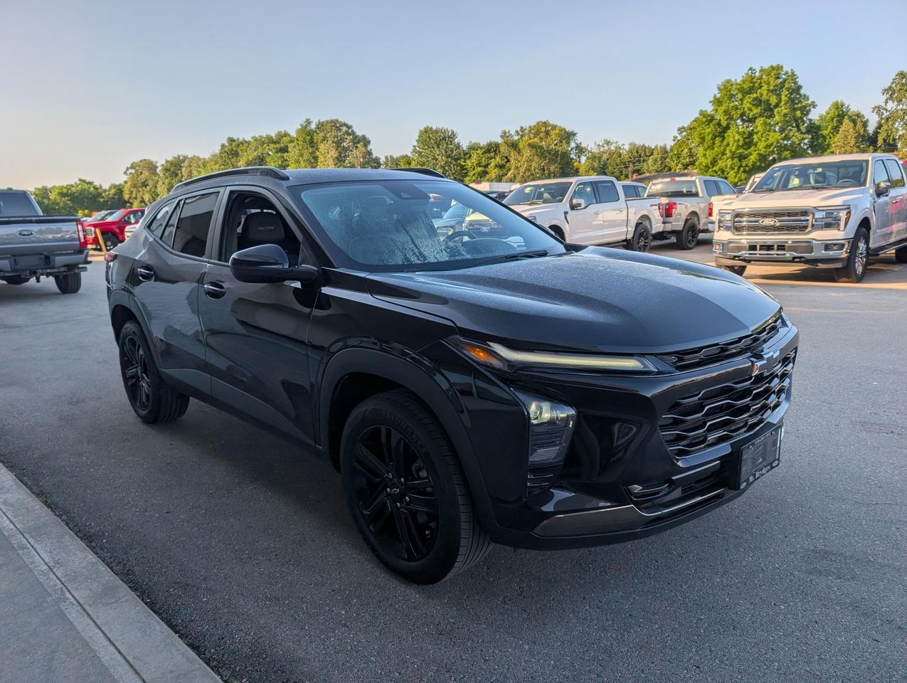 2024 Chevrolet Trax FWD 4dr ACTIV Photo
