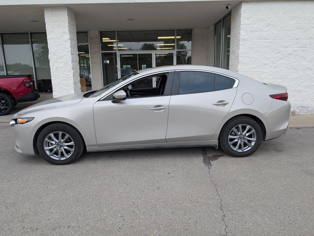 2025 Mazda MAZDA3 GS Auto i-ACTIV AWD Photo