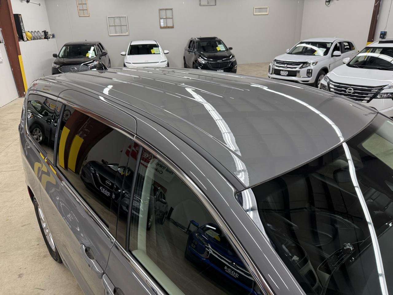 2023 Chrysler Pacifica Touring L Photo