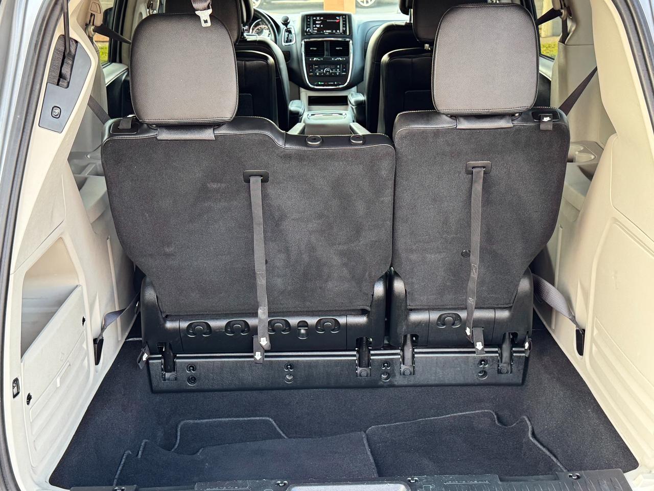 2017 Dodge Grand Caravan Crew Plus+Power Doors+DVD+New Tires+Brakes Photo