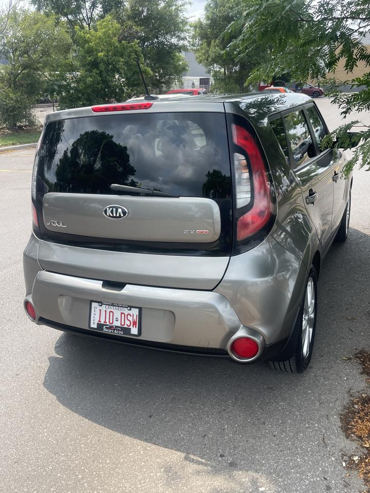 2016 Kia Soul EX     ONLY 174,000 KMS Photo