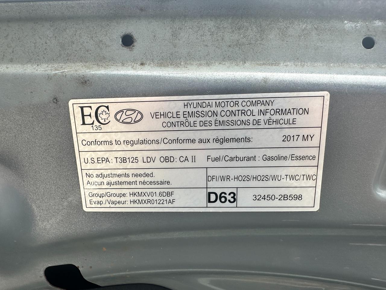 2017 Hyundai Accent GL Hatchback Heated Cloth FM/XM Bluetooth CD A/C Photo