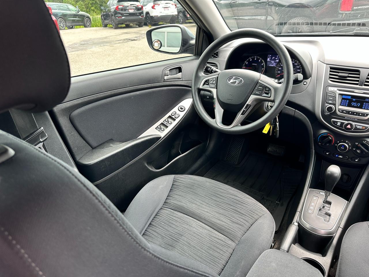2017 Hyundai Accent GL Hatchback Heated Cloth FM/XM Bluetooth CD A/C Photo