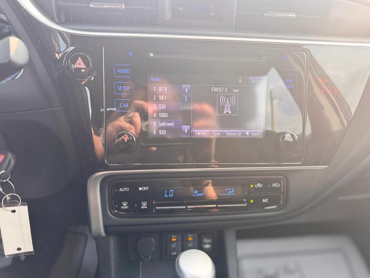 2019 Toyota Corolla AUTO NO ACCIDENT SAFETY CERTIFED BACKUP CAMERA BT Photo