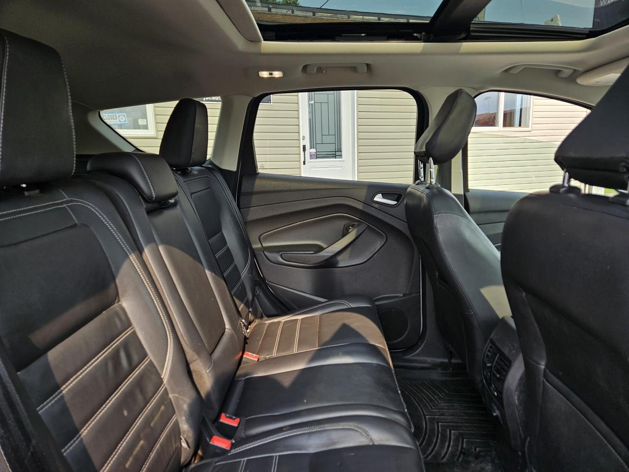 2018 Ford Escape SEL 4WD Photo