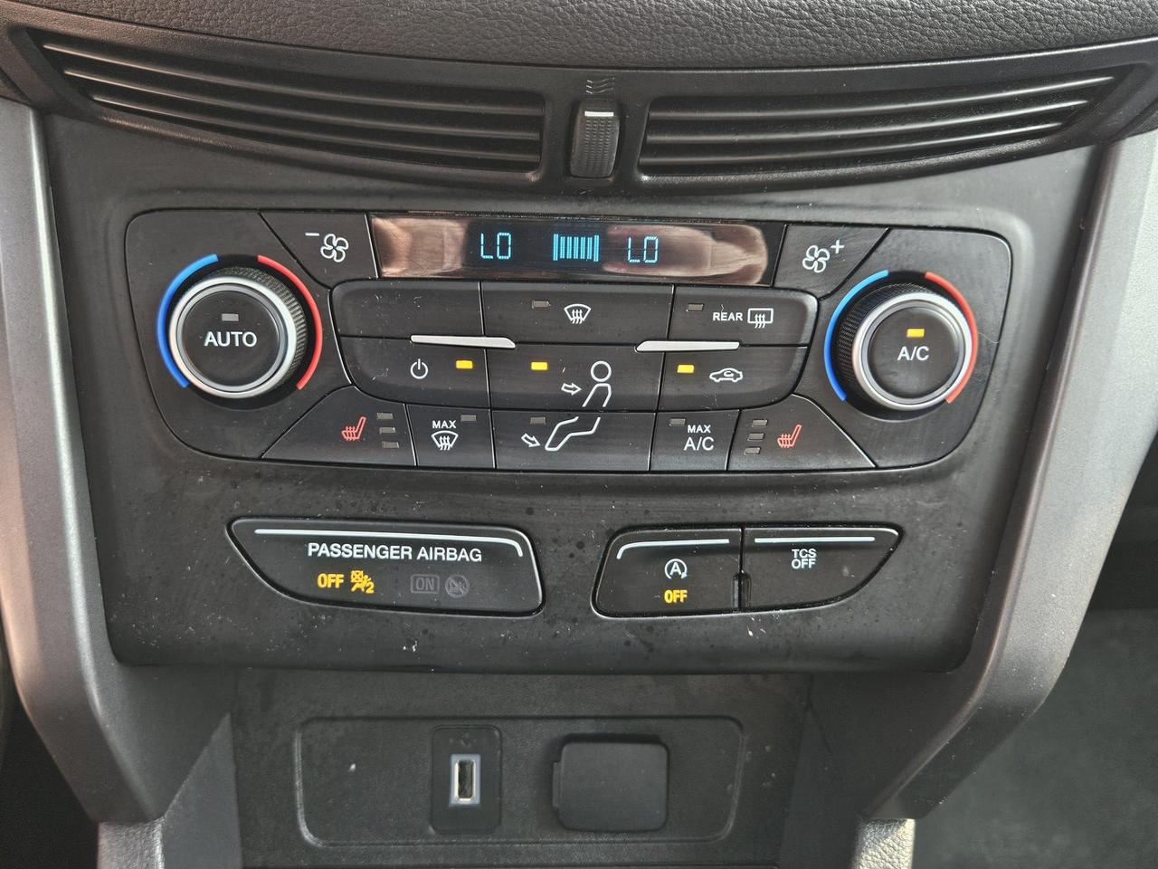 2018 Ford Escape SEL 4WD Photo