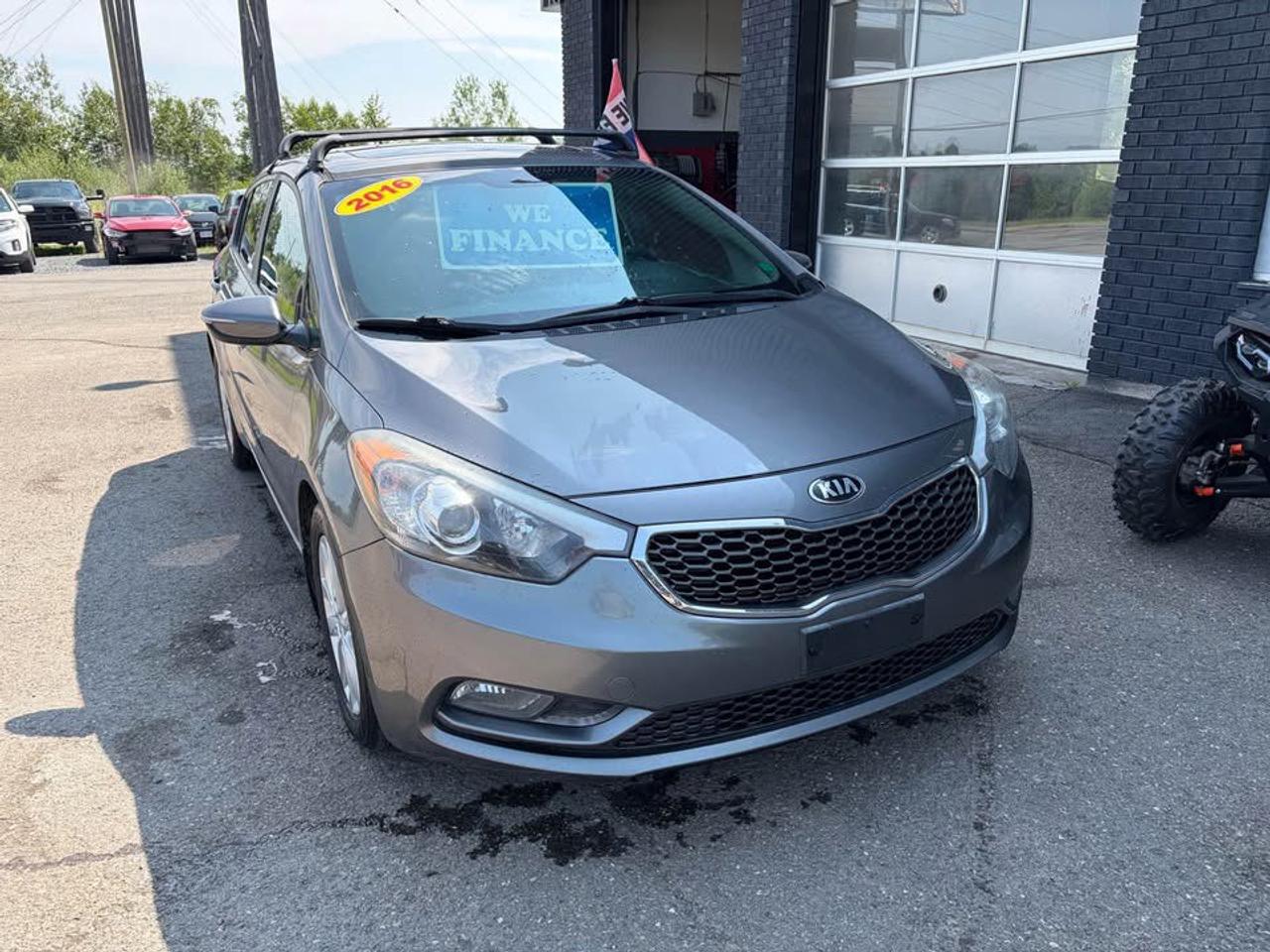 2016 Kia Forte5 LX Photo