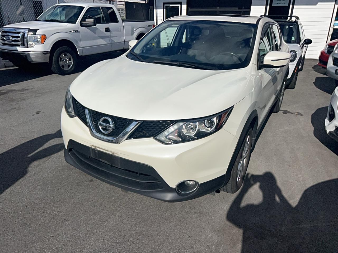2017 Nissan Qashqai SV Photo