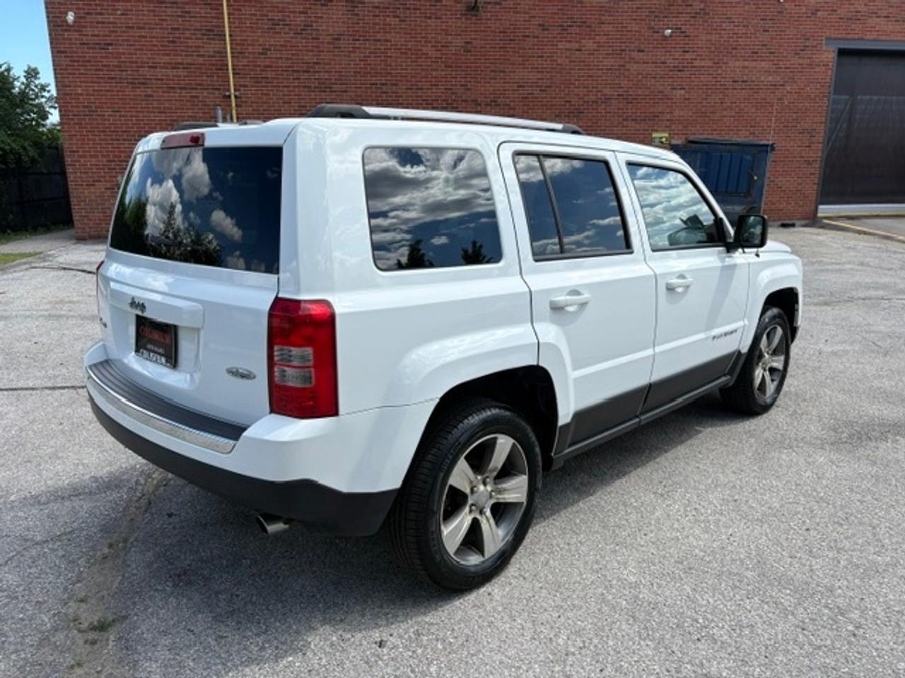 2017 Jeep Patriot 4WD HIGH ALTITUDE ADITION-LEATHER-ROOF-ONLY 83,000KM!! Photo