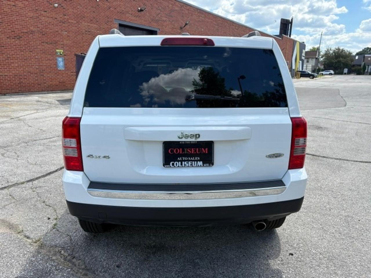 2017 Jeep Patriot 4WD HIGH ALTITUDE ADITION-LEATHER-ROOF-ONLY 83,000KM!! Photo
