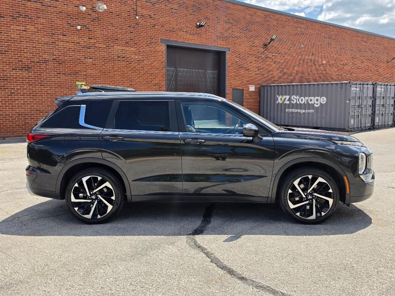 2022 Mitsubishi Outlander SE S-AWC Photo