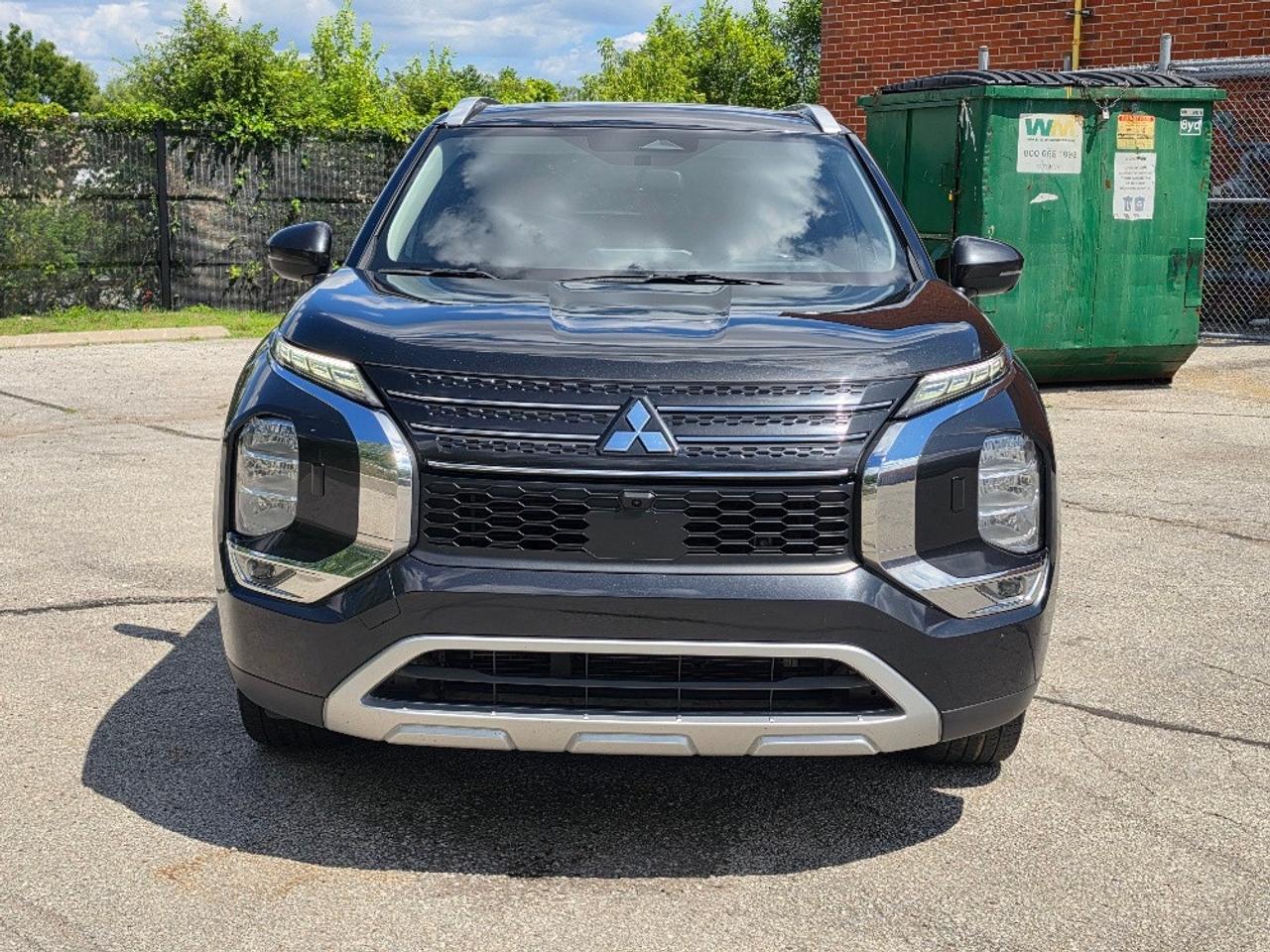 2022 Mitsubishi Outlander SE S-AWC Photo