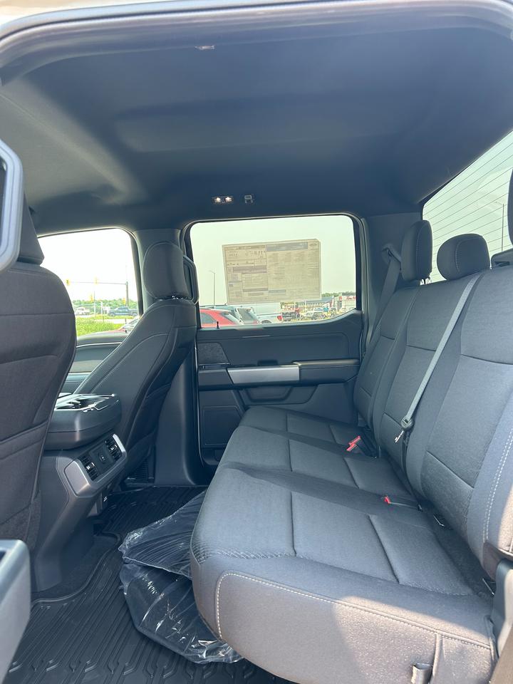 2026 Ford F-150 XLT 4WD SuperCrew 5.5' Box 301A Photo5