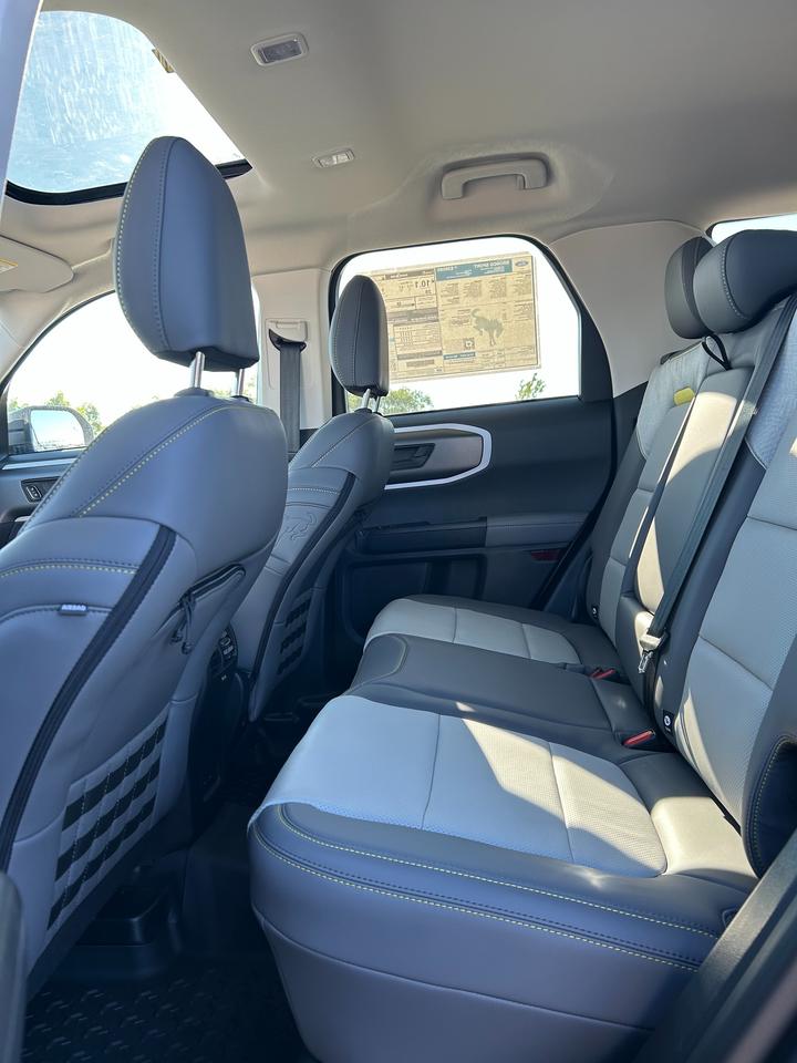 2026 Ford Bronco Sport BADLANDS 4x4 400A Photo5