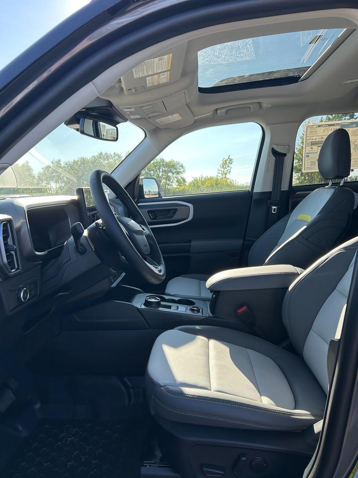 2026 Ford Bronco Sport BADLANDS 4x4 400A Photo5