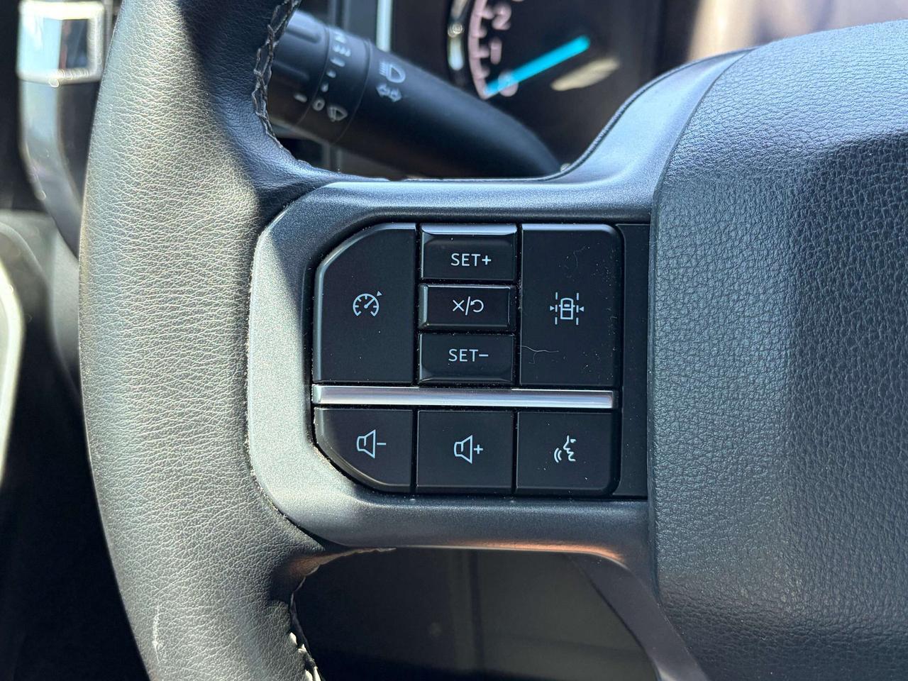 2023 Ford F-150 XLT Hybrid 4WD SuperCrew 5.5' Box Photo