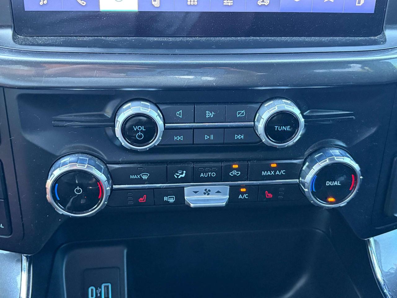 2023 Ford F-150 XLT Hybrid 4WD SuperCrew 5.5' Box Photo