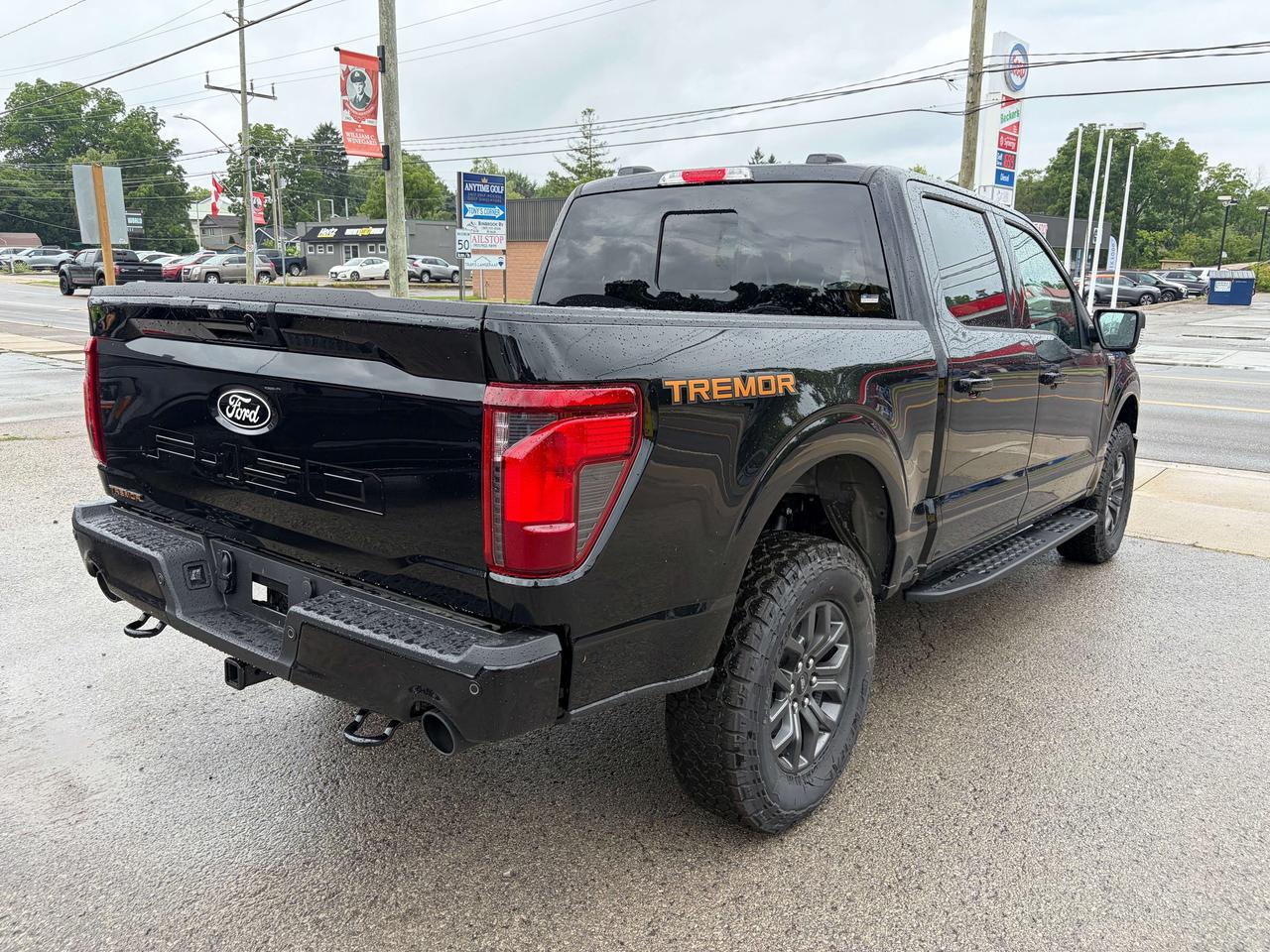 2026 Ford F-150 Tremor 4WD SuperCrew 5.5' Box Photo3